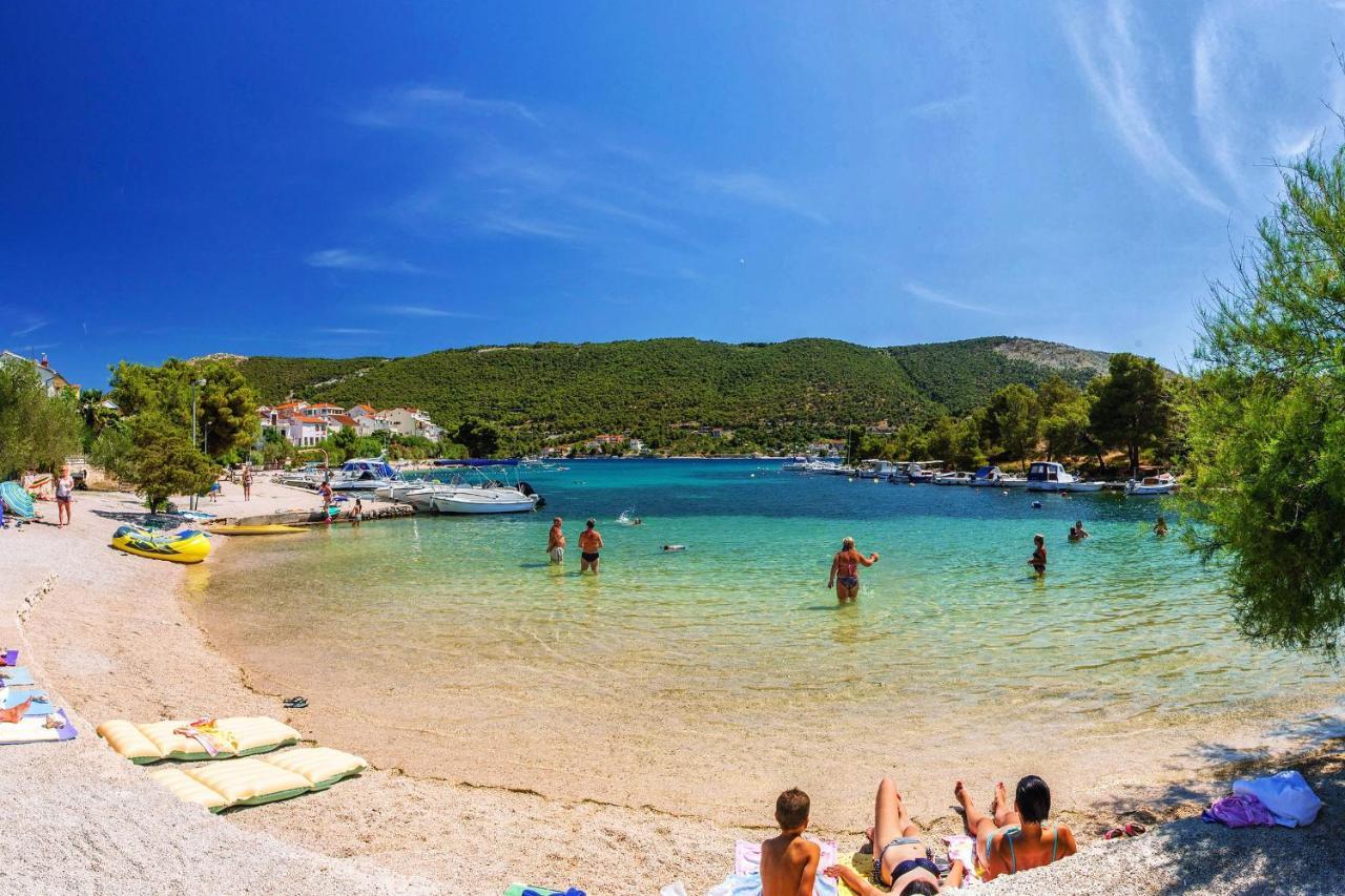 Apartments By The Sea Grebastica, Sibenik - 4881 Baselovici ภายนอก รูปภาพ